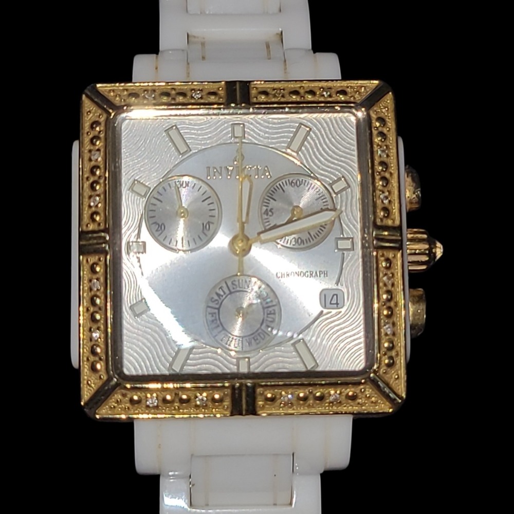 Invicta Ceramics 10274 White & Gold Tone Chronograph Watch Needs Battery 100M